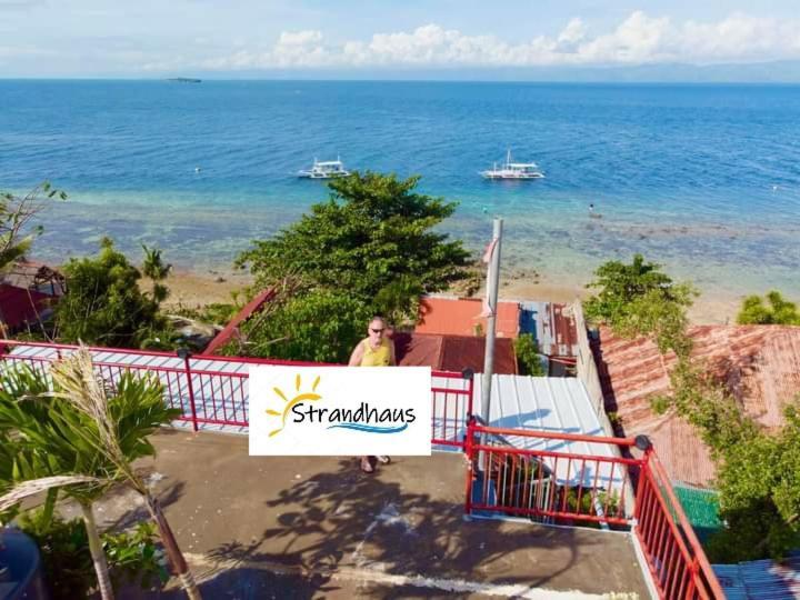 Strandhaus Condotel Moalboal Ngoại thất bức ảnh